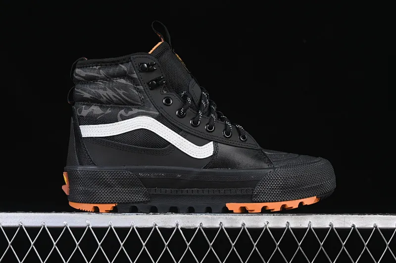 All categories Vans Vans series Vans Hi Vans high-top Vans Sk8-Hi Gore Te Outdoor adventure series round-toe lace-up high-top outdoor functional casual shoes VN0A5I1110K